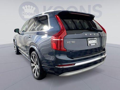 2022 Volvo XC90 T6 Inscription