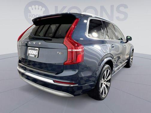 2022 Volvo XC90 T6 Inscription