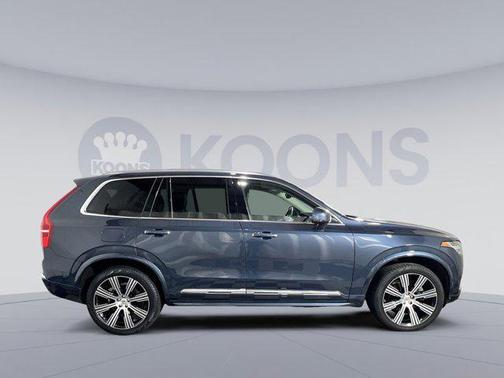 2022 Volvo XC90 T6 Inscription