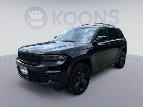Diamond Black Crystal Pearlcoat 2024 Jeep Grand Cherokee Limited