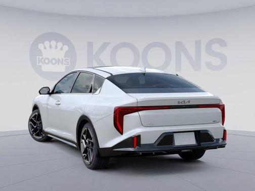 2025 Kia K4 GT-Line