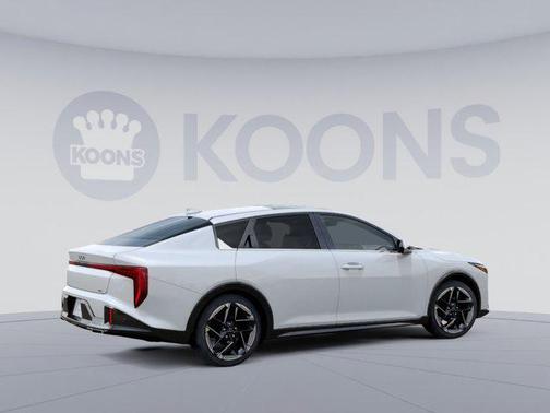 2025 Kia K4 GT-Line