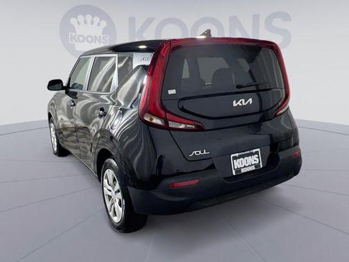 Cherry Black 2022 Kia Soul LX
