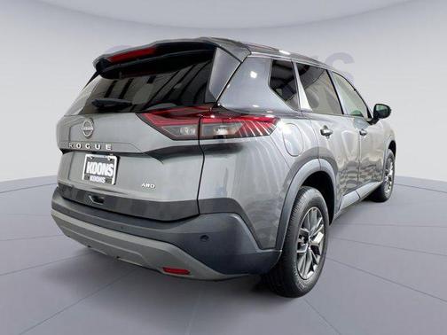 2022 Nissan Rogue S