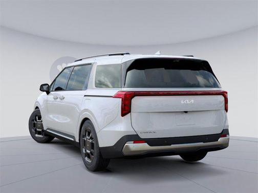 2025 Kia Carnival SX