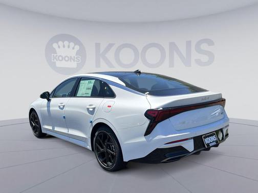 Snow White Pearl 2026 Kia K5 GT-Line FWD