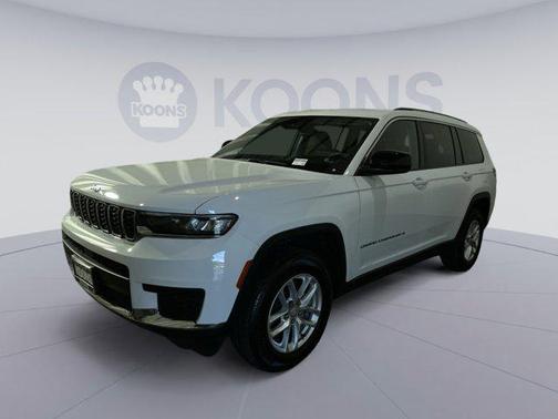Bright White Clearcoat 2023 Jeep Grand Cherokee L Laredo