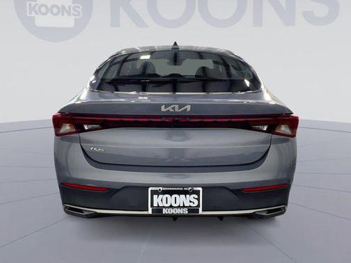 2022 Kia K5 LX