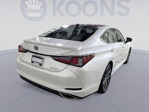 2023 Lexus ES 350 Base