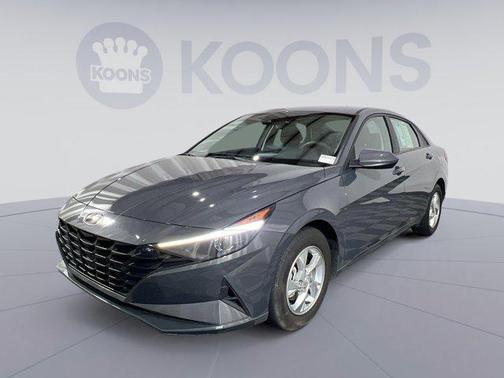 2023 Hyundai ELANTRA SE