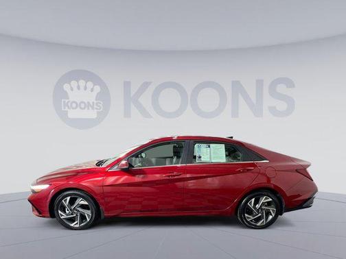 2024 Hyundai ELANTRA Limited