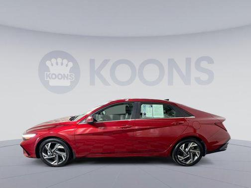 2024 Hyundai ELANTRA Limited
