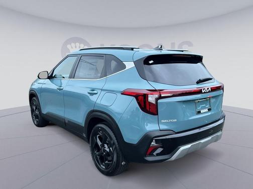 Pluton Blue 2026 Kia Seltos EX