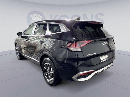 2023 Kia Sportage Hybrid LX