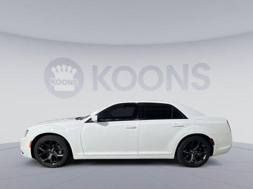 2022 Chrysler 300 S