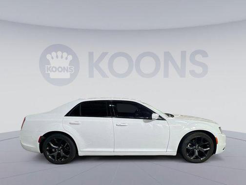 2022 Chrysler 300 S