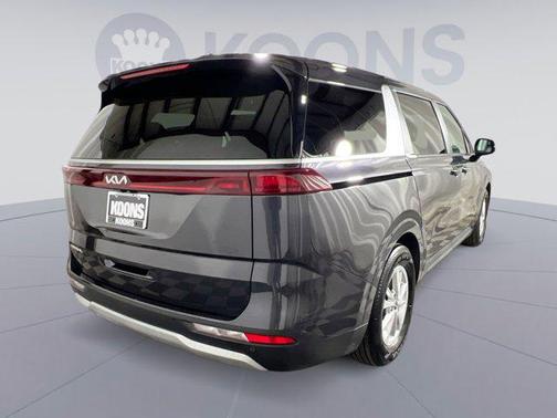 2023 Kia Carnival LX