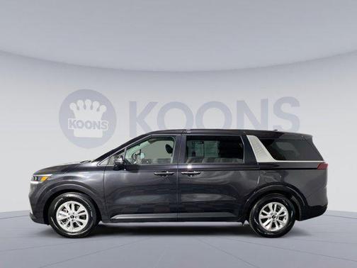 2023 Kia Carnival LX