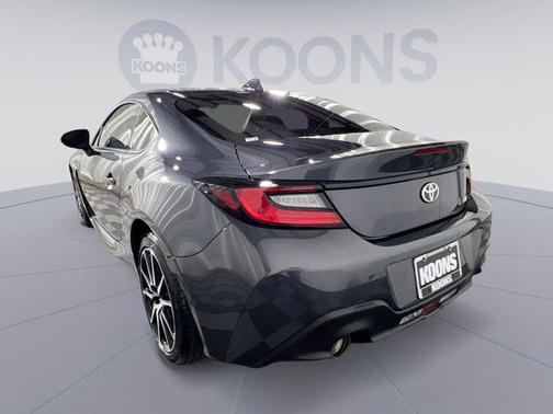 2025 Toyota GR86 Base