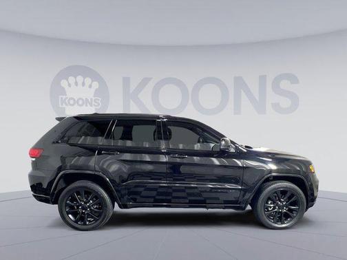 2017 Jeep Grand Cherokee Altitude