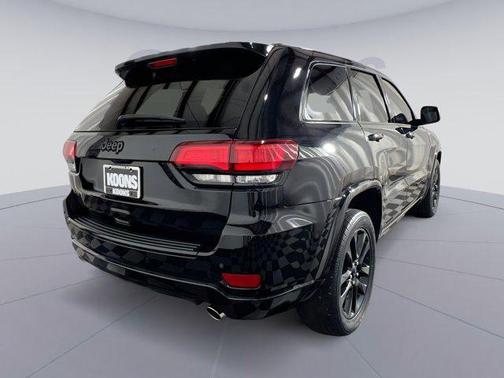 2017 Jeep Grand Cherokee Altitude