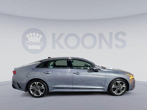 2022 Kia K5 EX