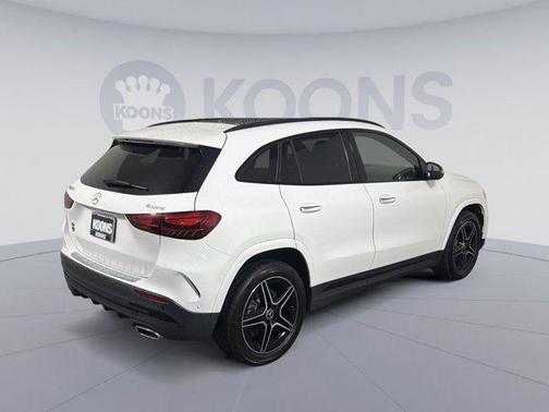 Polar White 2024 Mercedes-Benz GLA 250 4MATIC
