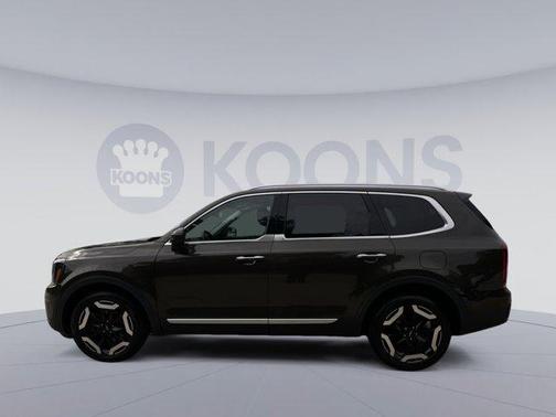 Dark Moss 2024 Kia Telluride S