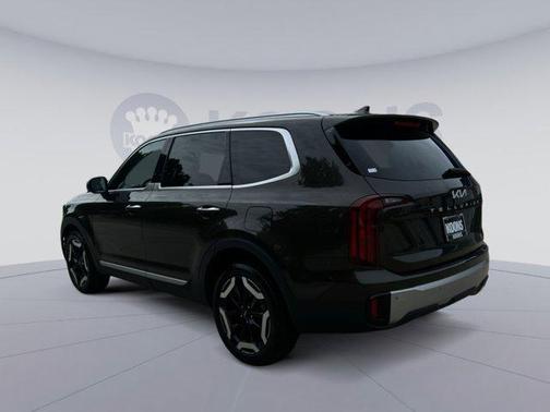 Dark Moss 2024 Kia Telluride S