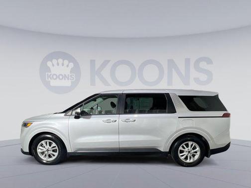 2023 Kia Carnival LX