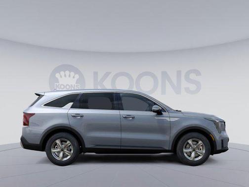 2025 Kia Sorento LX