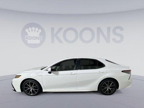 2021 Toyota Camry SE