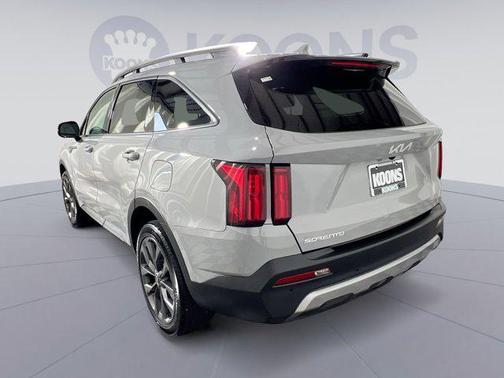 2023 Kia Sorento SX