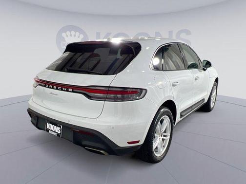 2023 Porsche Macan T