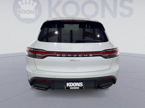 2023 Porsche Macan T