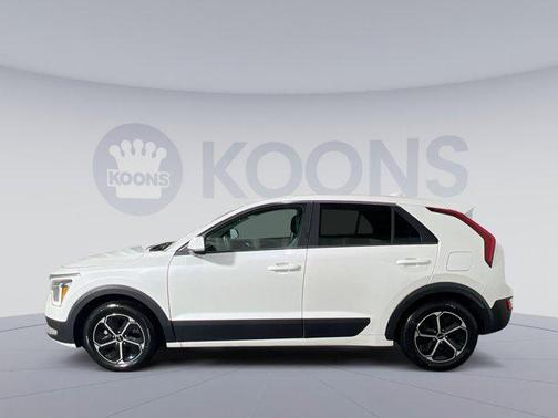 2024 Kia Niro LX