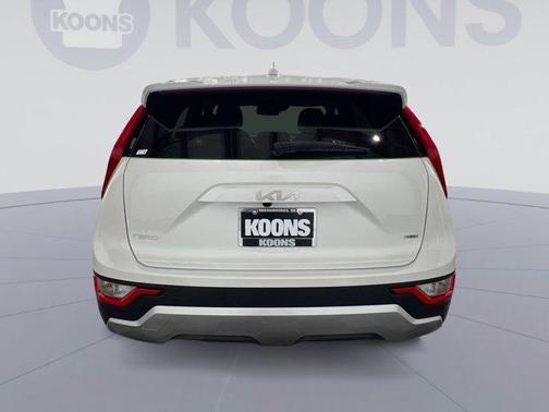 2024 Kia Niro LX
