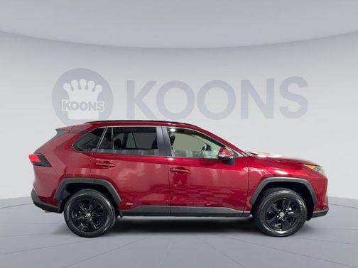 2021 Toyota RAV4 Hybrid LE