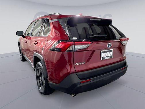 2021 Toyota RAV4 Hybrid LE