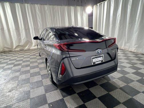 2022 Toyota Prius Prime XLE