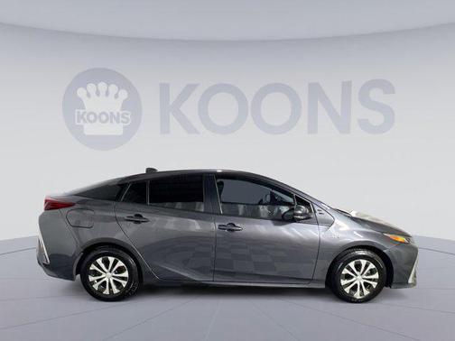 2022 Toyota Prius Prime XLE