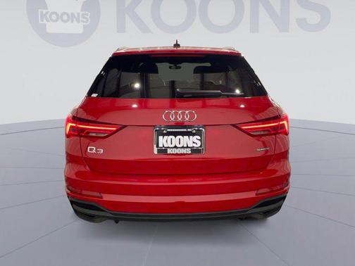 2025 Audi Q3 Premium 45 TFSI S line quattro Tiptronic