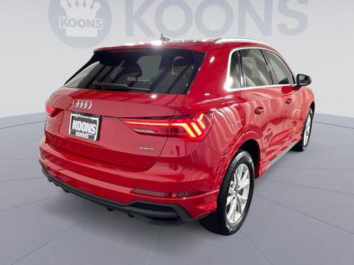 2025 Audi Q3 Premium 45 TFSI S line quattro Tiptronic