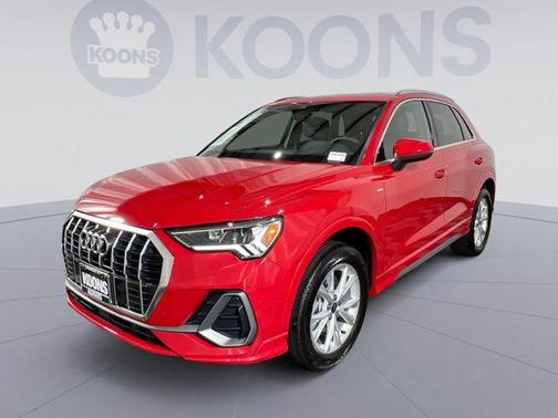 2025 Audi Q3 Premium 45 TFSI S line quattro Tiptronic