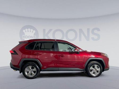 2024 Toyota RAV4 Hybrid XLE