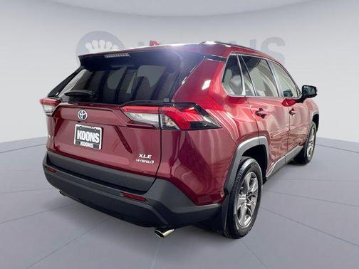 2024 Toyota RAV4 Hybrid XLE