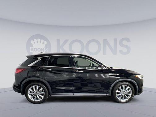 2022 INFINITI QX50 LUXE AWD