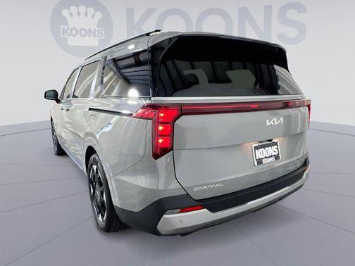 2025 Kia Carnival EX