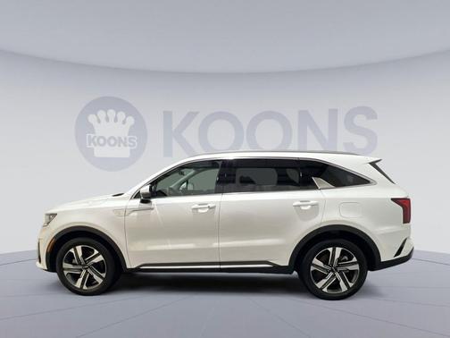 Snow White Pearl 2023 Kia Sorento Hybrid EX