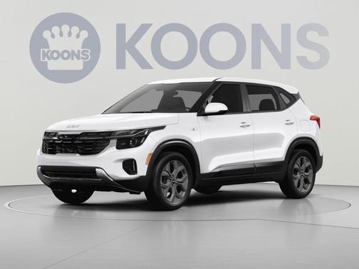 Snow White Pearl 2024 Kia Seltos LX